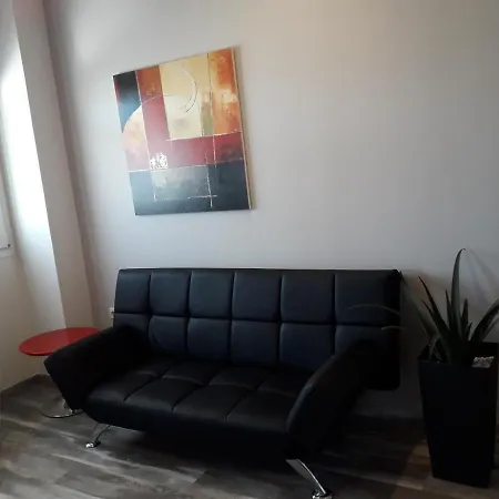 Studiosbank Nikom Bb Appartamento