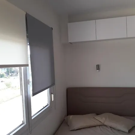 Studiosbank Nikom Bb * Dráma